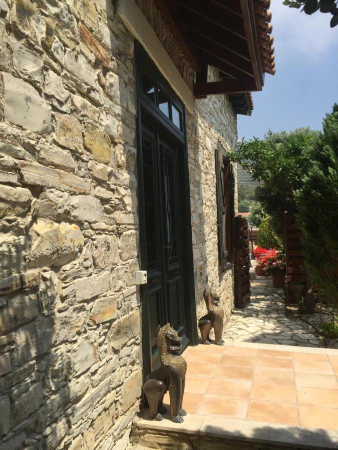Katikia Emma Kato Drys Exterior foto